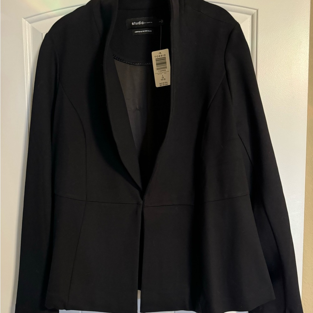 Torrid Studio Luxe Ponte Peplum Blazer NWT!  Size 2X